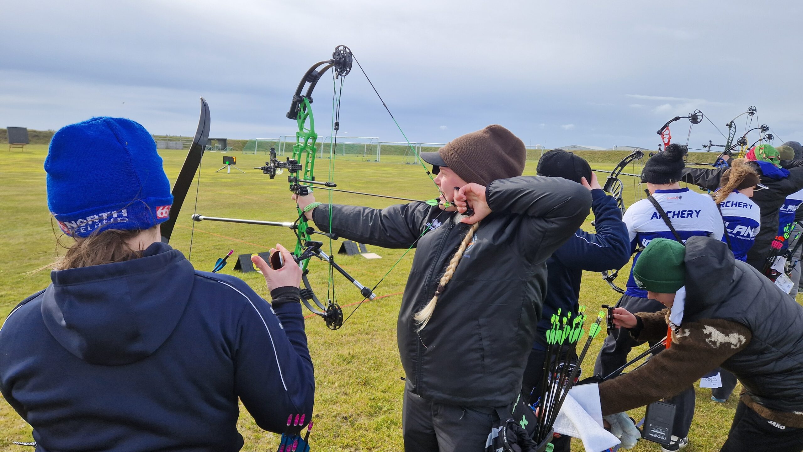 You are currently viewing Íslandsmeistaramótið utandyra byrjaði í ofsaveðri en endaði í blíðu og nýtt þátttökumet á árinu á Íslandsmótum í meistaraflokki