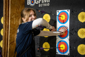 Read more about the article Íslandsmeistaramót trissuboga meistaraflokki, ungmenni skara framúr